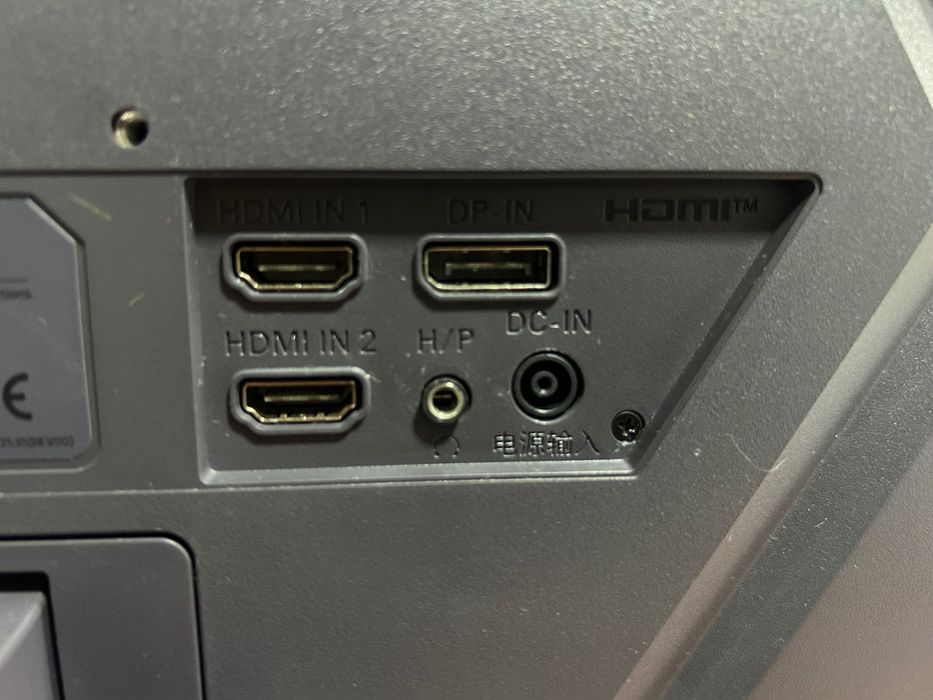 Vând monitor gaming LG UltraGear 24GS50F-B, 23.8 inch, Full HD, 180hz