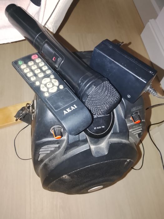 Boxa activa Akai