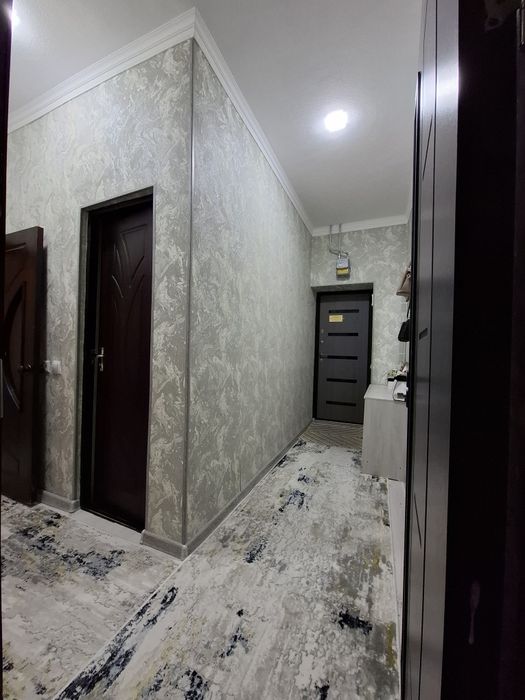 2х комнатная квартира в центре Чирчика