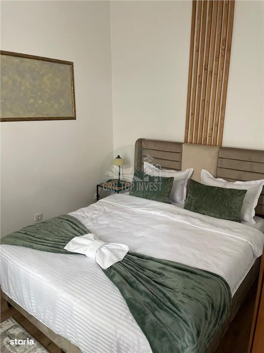 Apartament modern 4 camere la casa cu terasa parcare privata zona Cale