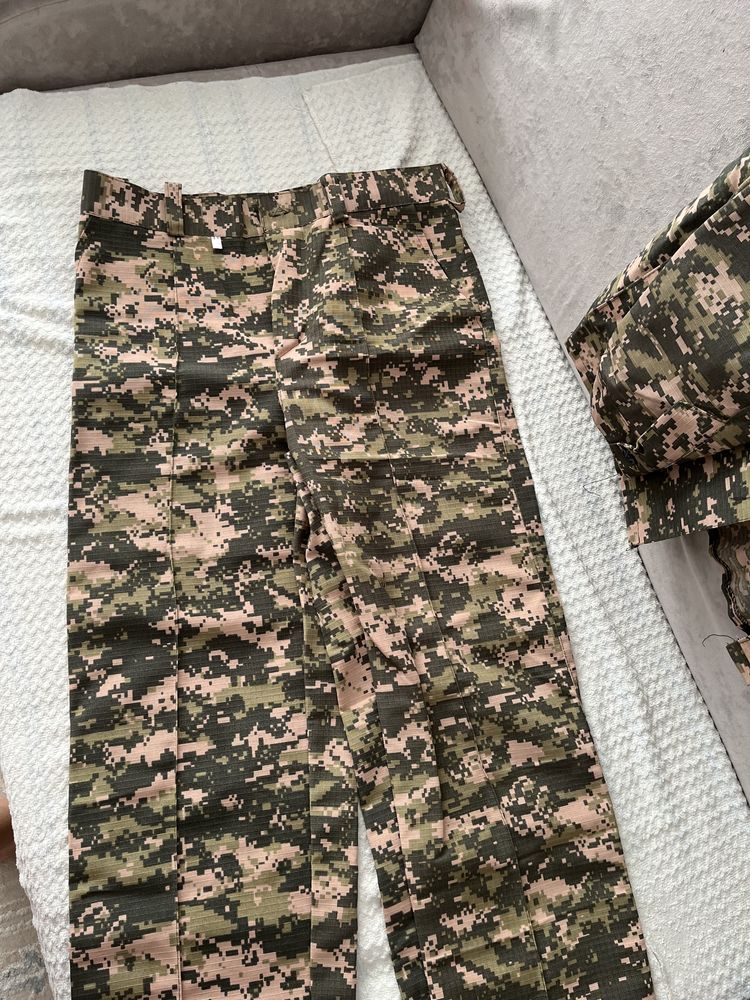 Продам новую военную форму