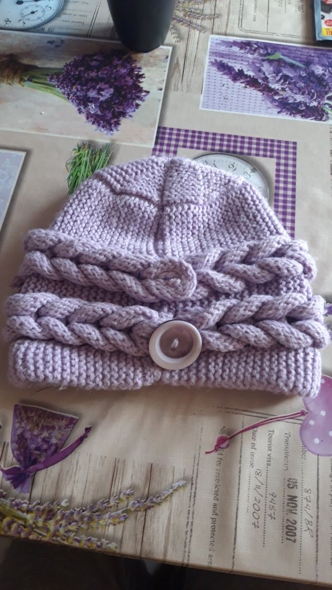 Плетена шапка лилава