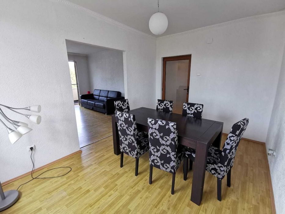 Apartament 3 camere, Decomandat, 70 mp, 2 Parcari, Centru, Iuliu Hosu