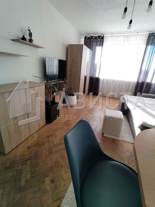 Дава се под наем Двустаен апартамент в София, Гоце Делчев - 70 кв.м за 561 € - Снимка #4