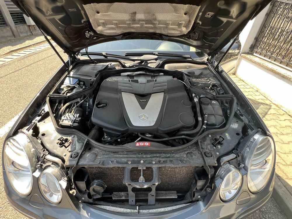 Mercedes E320 w211