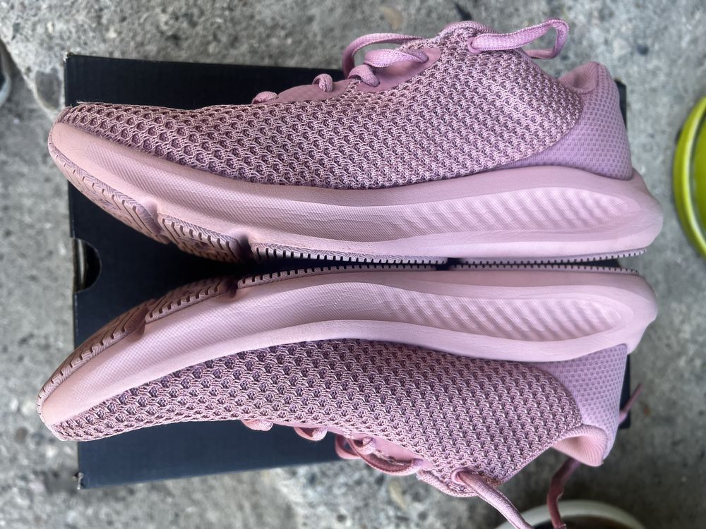 Under Armour UA W Charged Pursuit 3