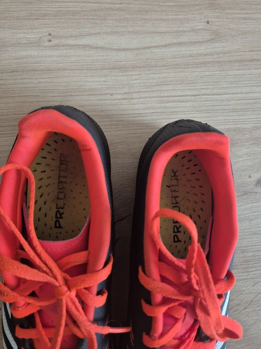 Футболни обувки - стоножки, "Адидас предатор", номер 41 и 1/3