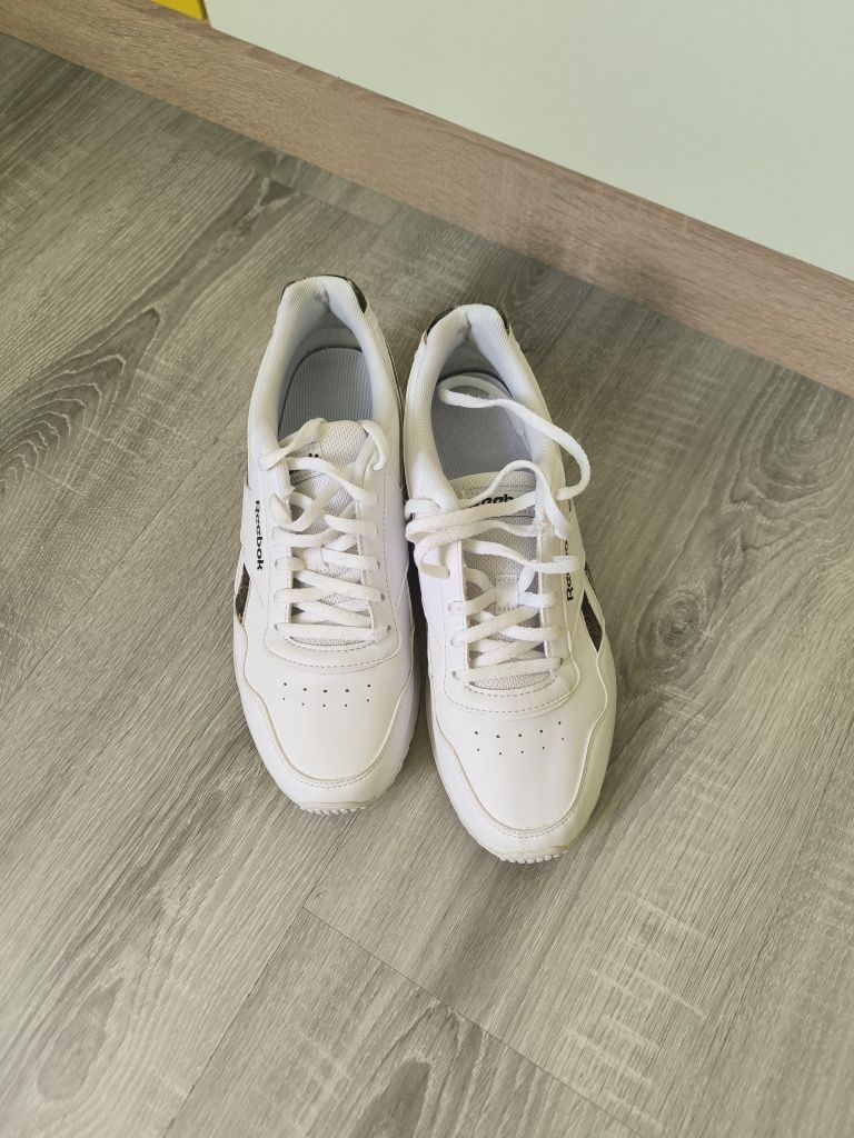 Обувки Reebok 39 номер