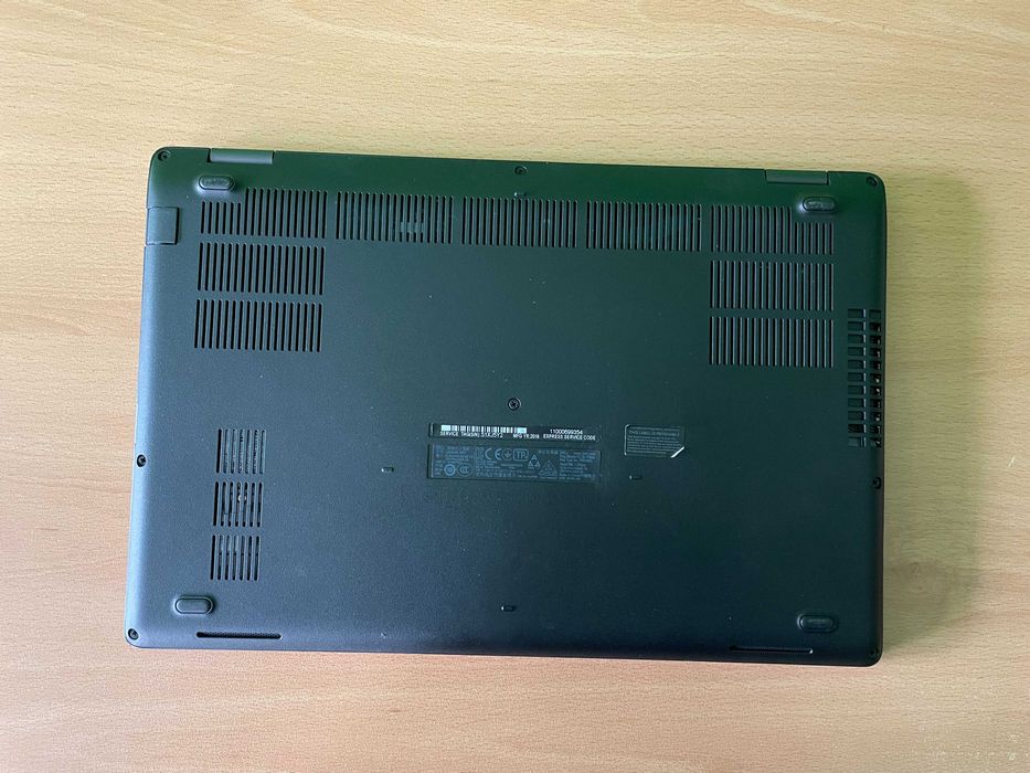 Dell Latitude 5401 - core i5-9300H, 16GB RAM, 256GB NVMe SSD PCIe