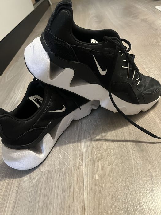 Дамски оригинални маратонки Nike размер 40,50