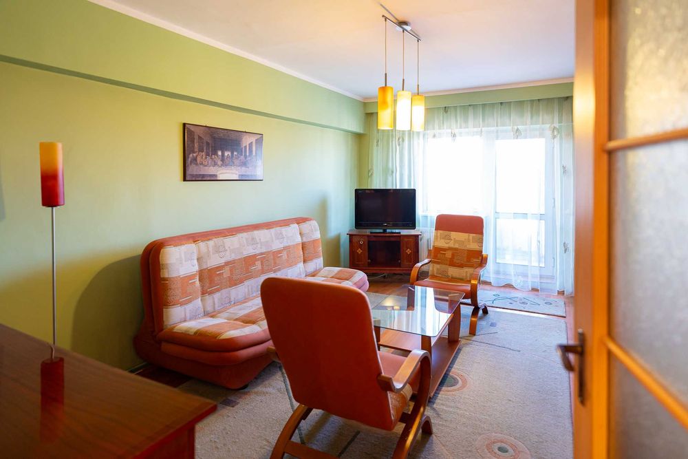 De inchiriat | Apartament | Cu 2 camere | Terasa | Ultracentral