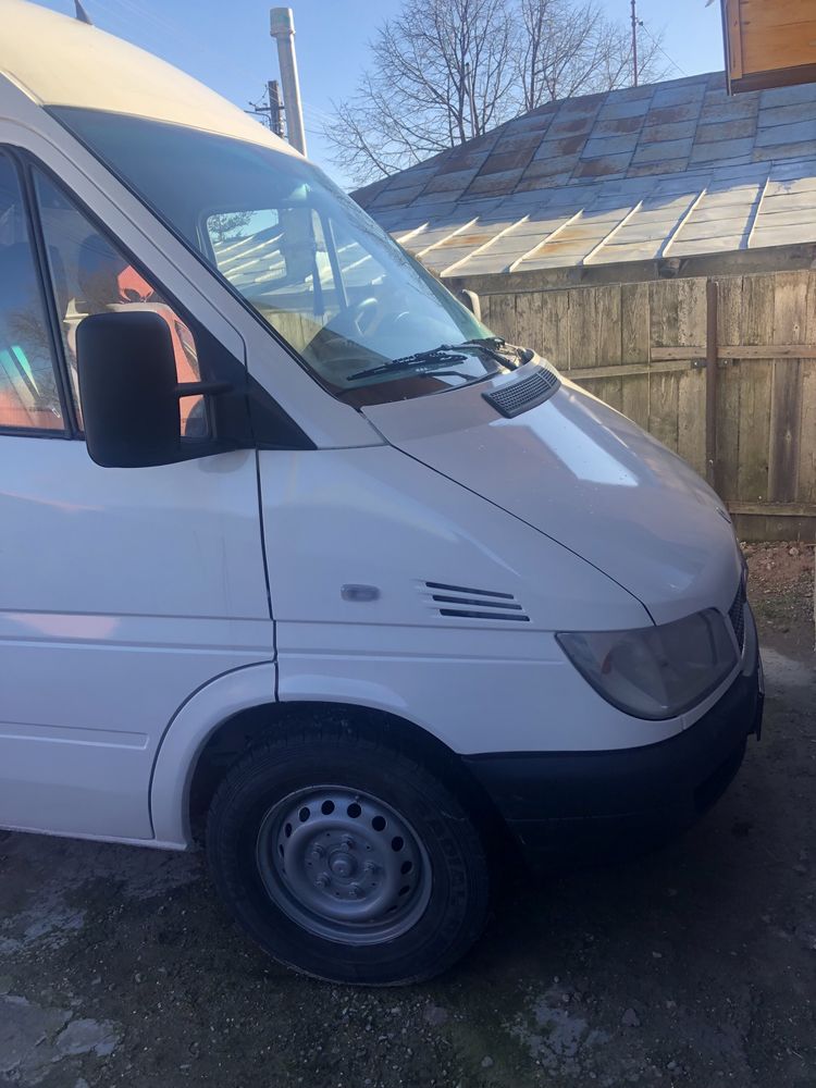 Vând mercedez sprinter 211CDI