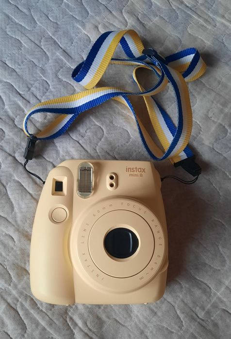 Cameră foto Fujifilm Instax mini 8