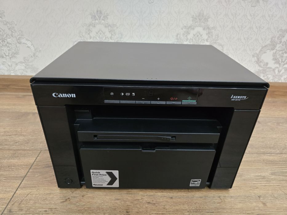 Canon MF 3010 принтер МФУ 3 в 1 в идеальном состоянии