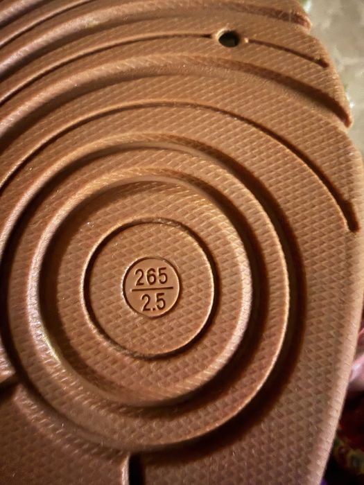 В наличии утепленные ботинки мужские