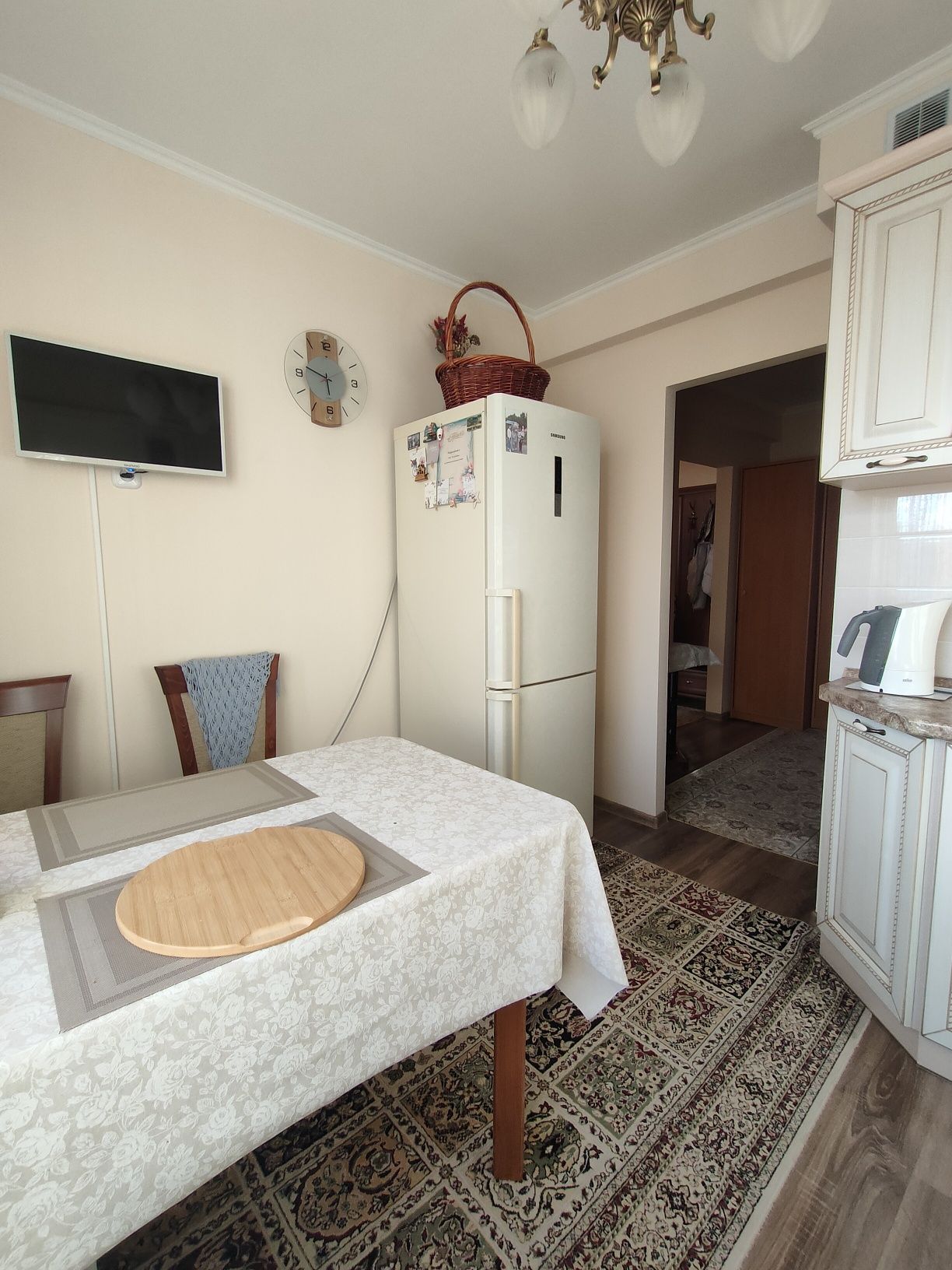 Продам 2 комн район Достык Молл