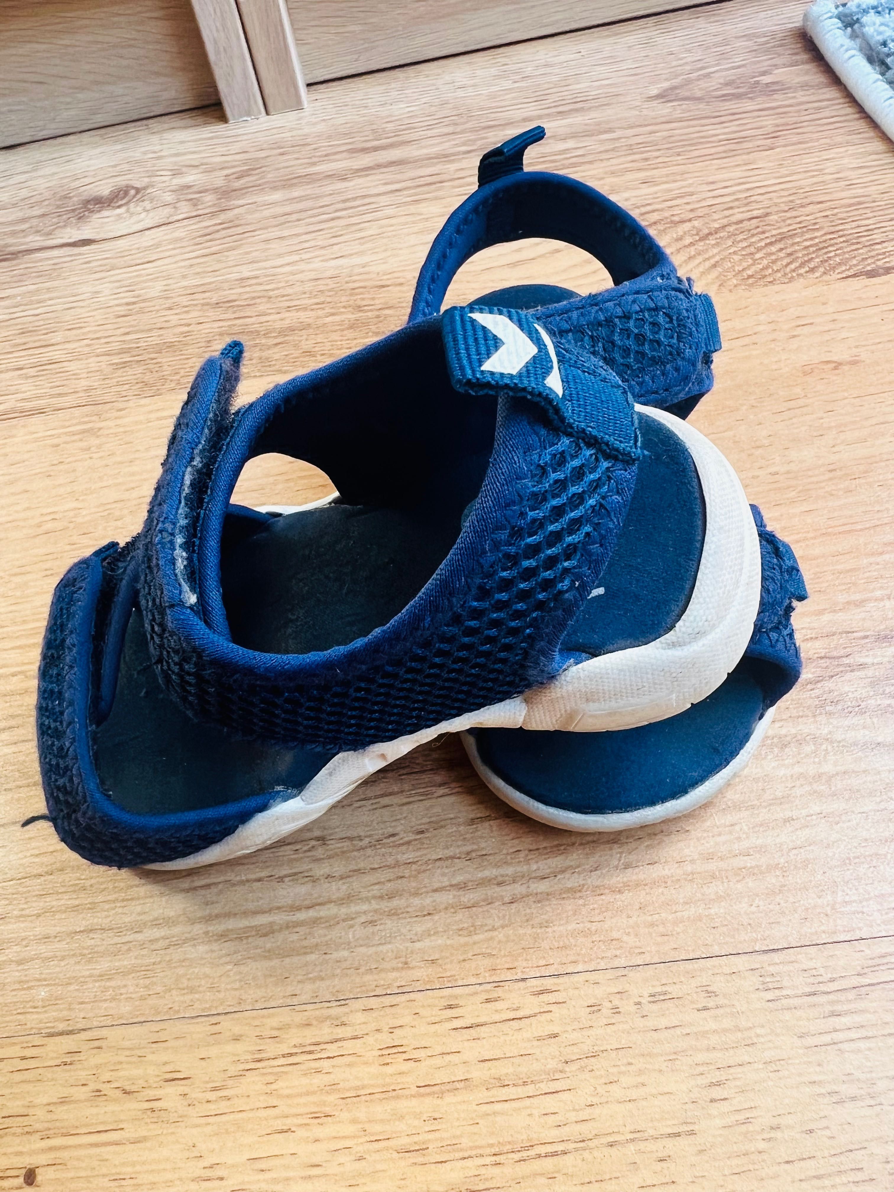 Детски сандали Hummel за момче