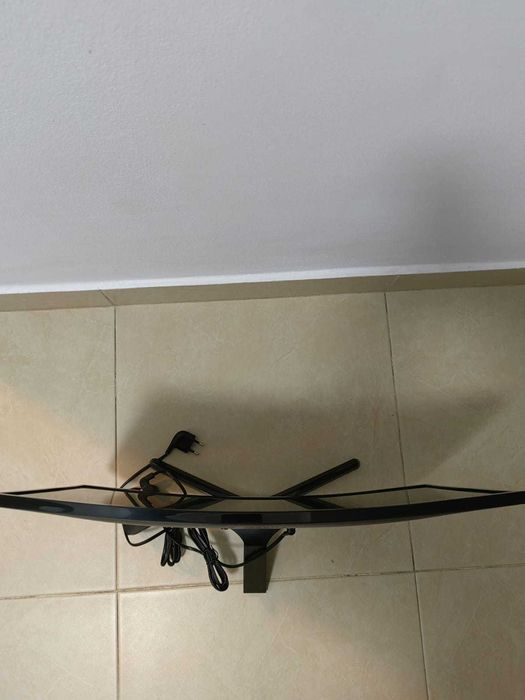 monitor Samsung 24" curved  LC24F396FHRXEN