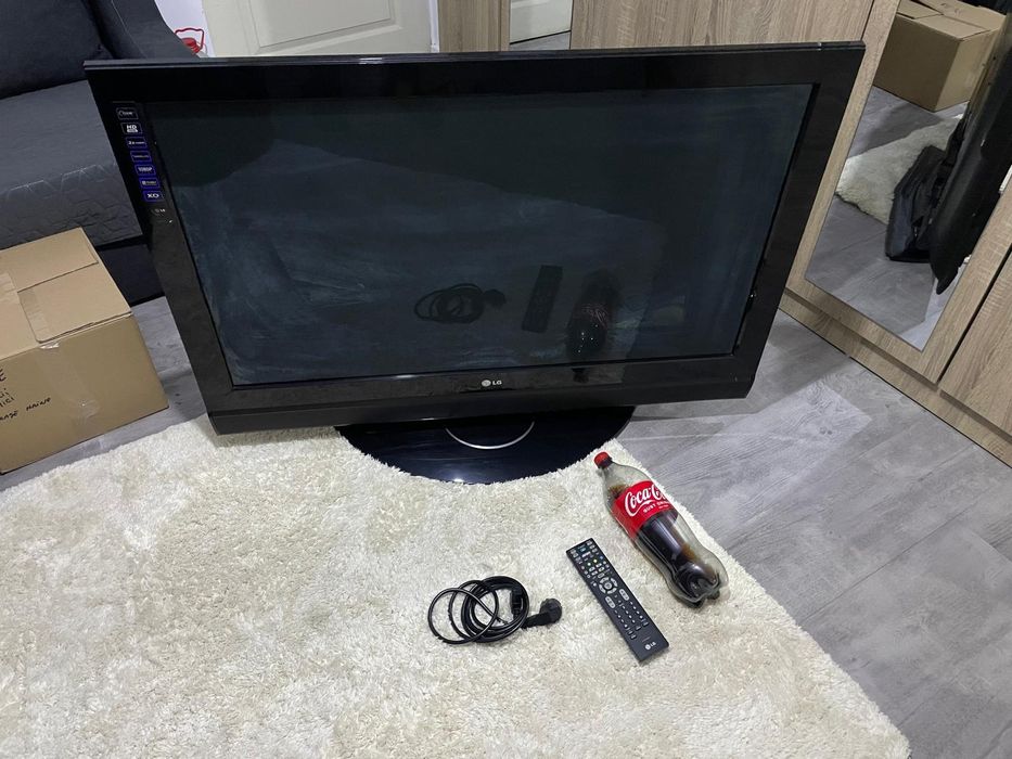 Televizor mare LG