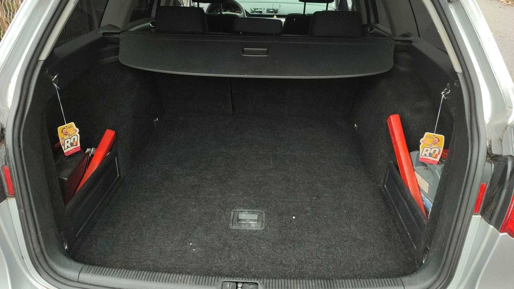 Vând Vw Passat B6
2.0 140 cp 103 kw