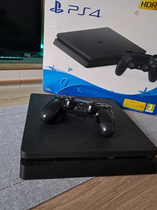 Eladó Ps4 slim kiváló állapotban