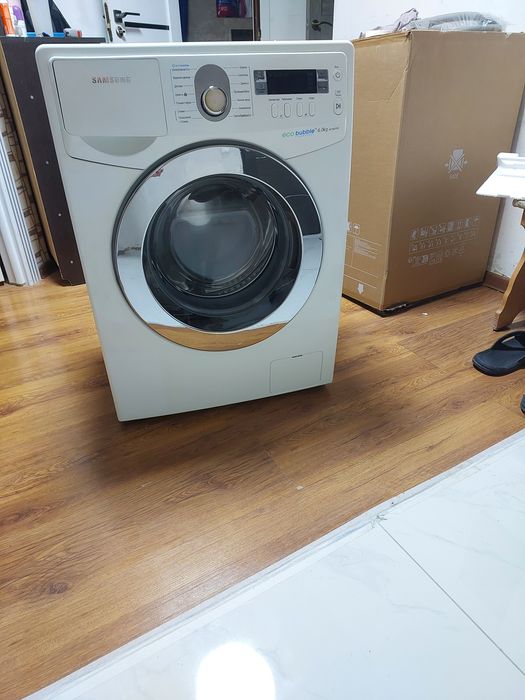 Стиральная машинка "SAMSUNG 6kg" белый