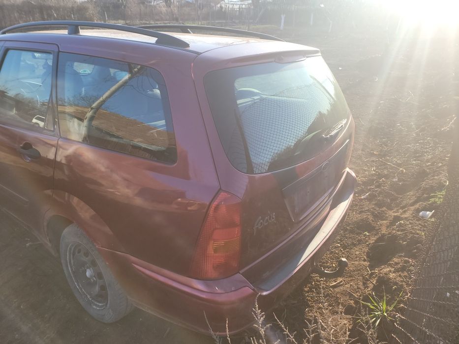 Форд фокус 1.6 на части/ford fokys 1.6 na chasti