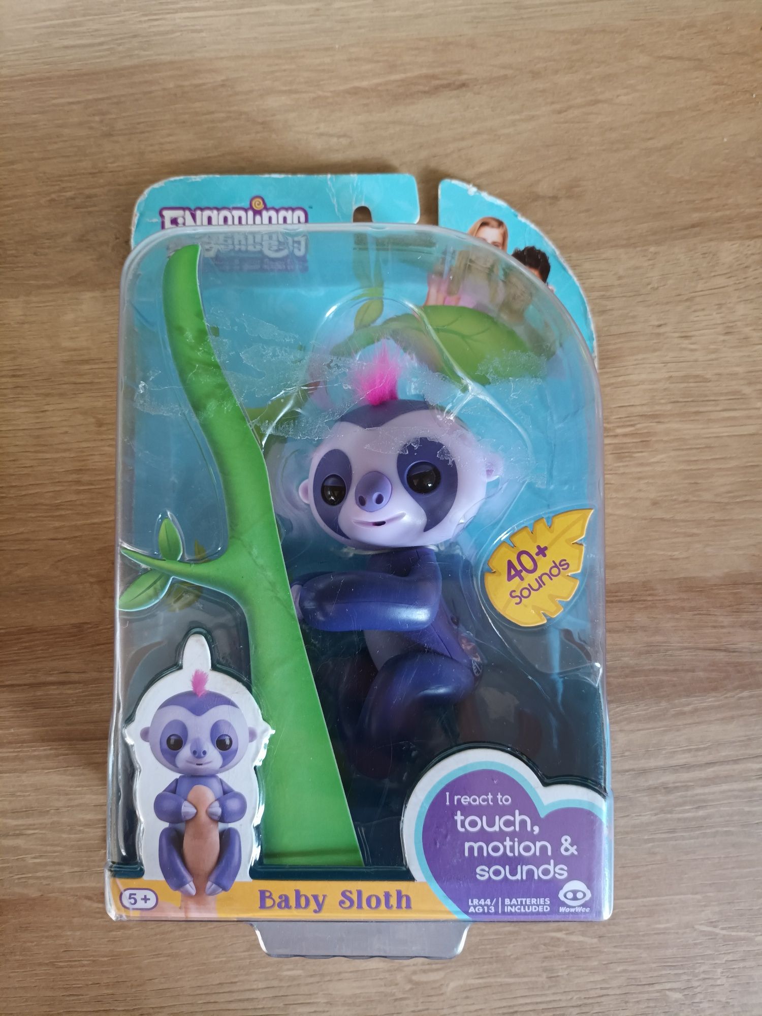 Интерактивна детска играчка Fingerlings Ленивец -НОВА