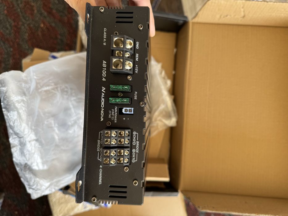 Usilitel Audio Nova AB100.4