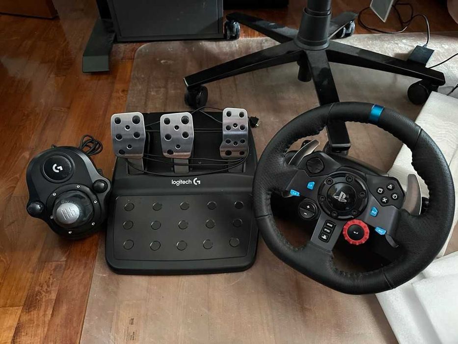 Volan Gaming LOGITECH Driving Force G29 + schimbator