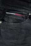 Vând blugi tommy hilfiger
