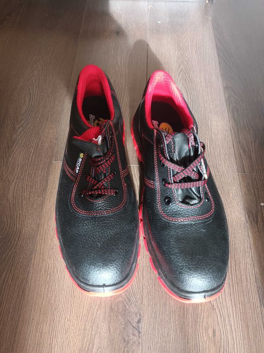 Pantofi Protectie Noi 45