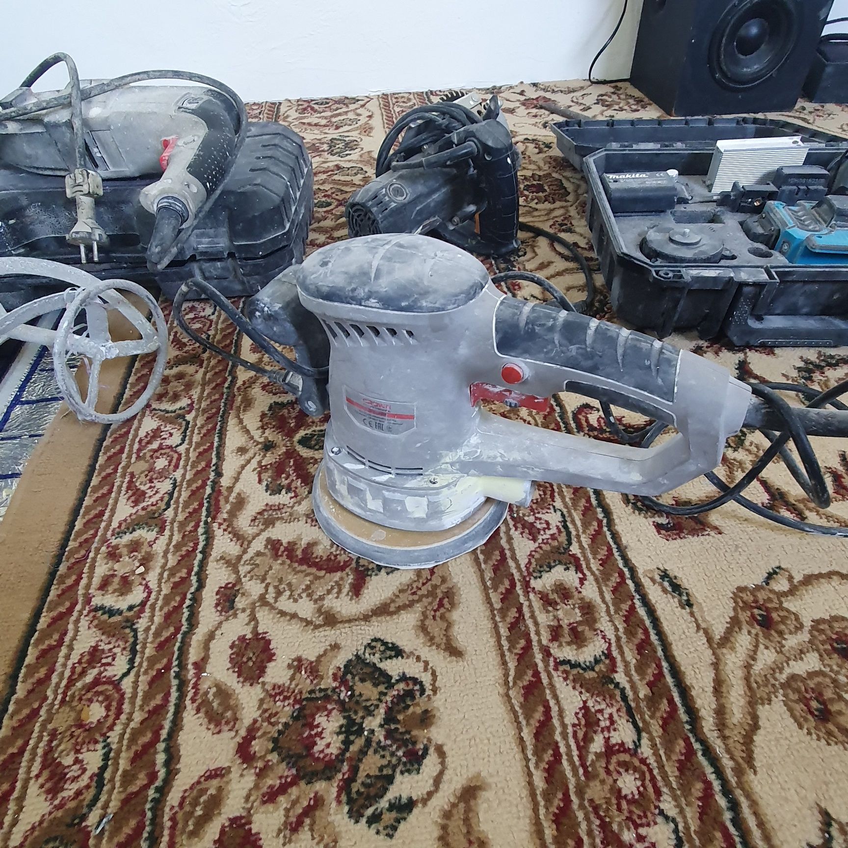 hamma instrumentla sotiladi