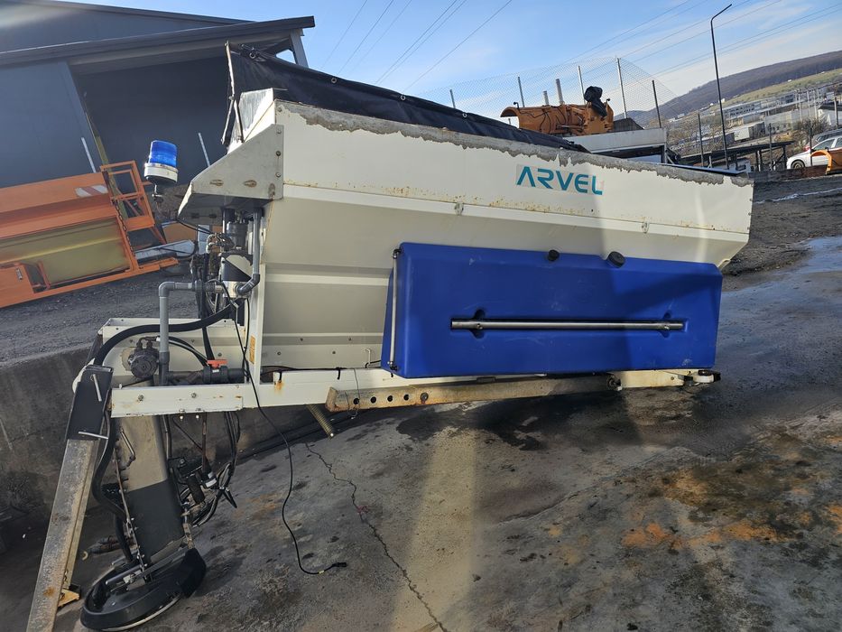 Sararita unimog pe bandă inoxl