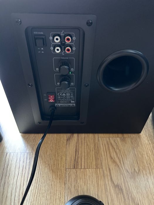 Аудио система с бас и управление