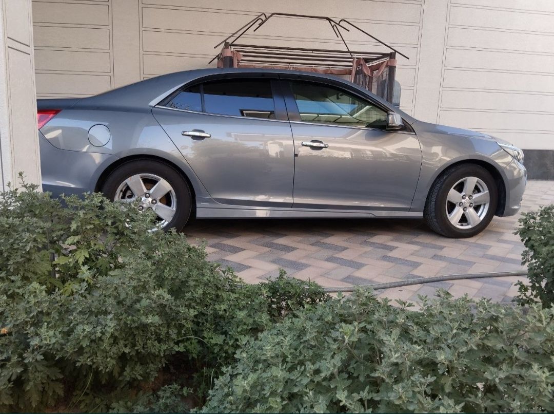 Chevrolet Malibu 1, 2-pozitsiya