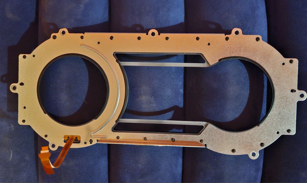 Оригинална рамка с циферблат за километраж на Ford