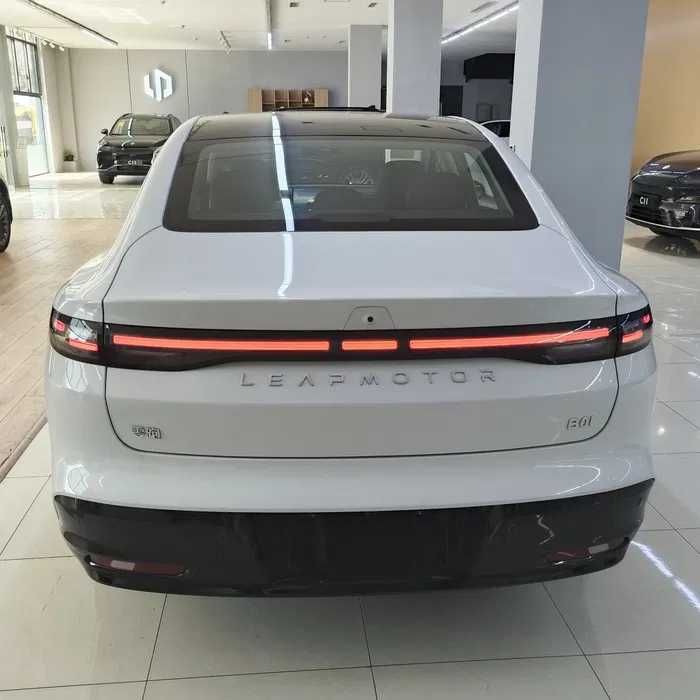 Leapmotor B01 550Km Elektr  naqd va nasiya savdo supper narxlarda
