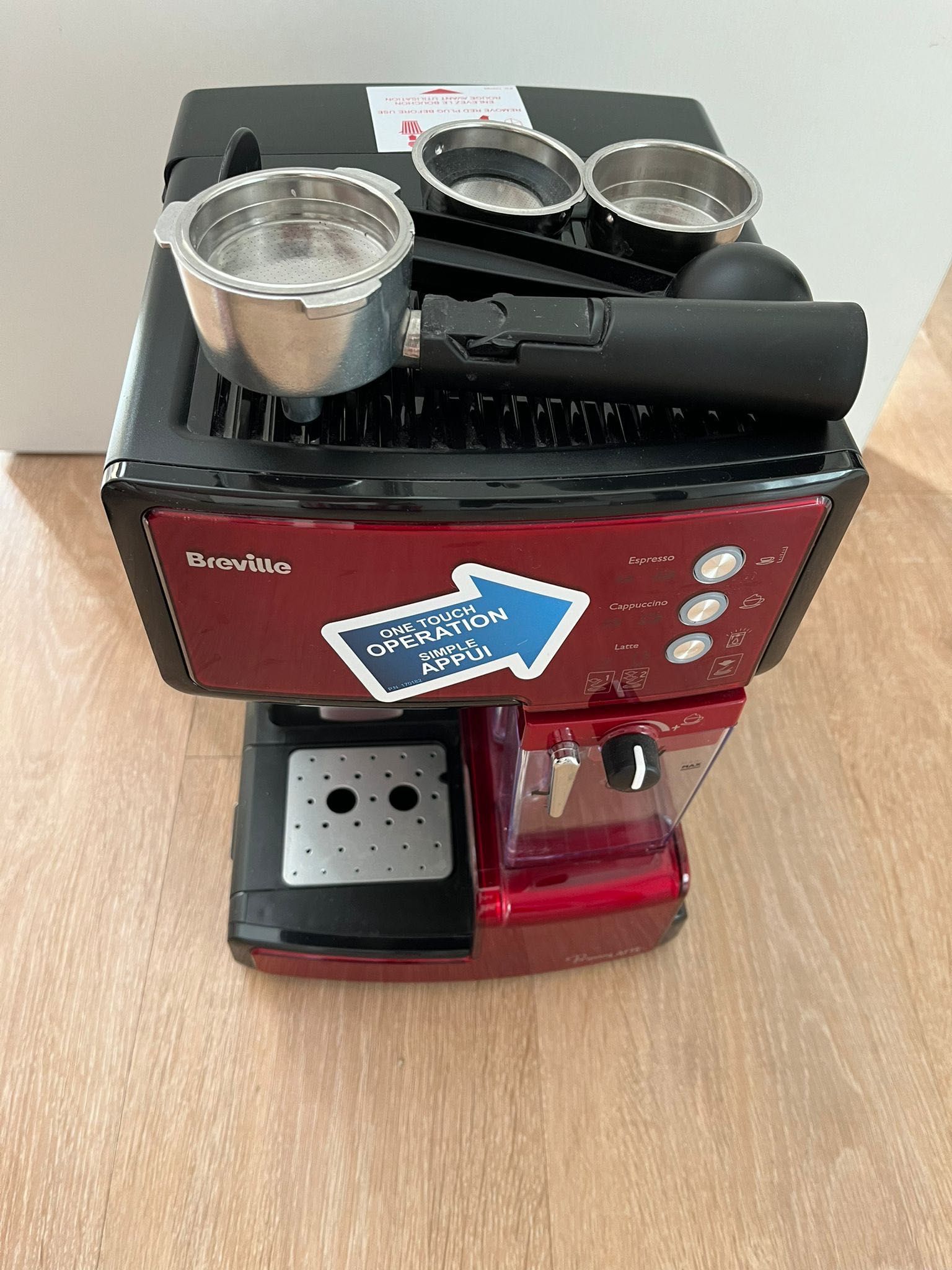 Espressor Manual cu Lapte Prima Latte Roșu Breville