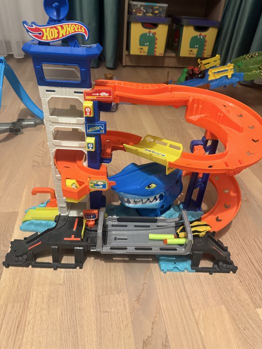 piste Hot Wheels, în stare perfectă
