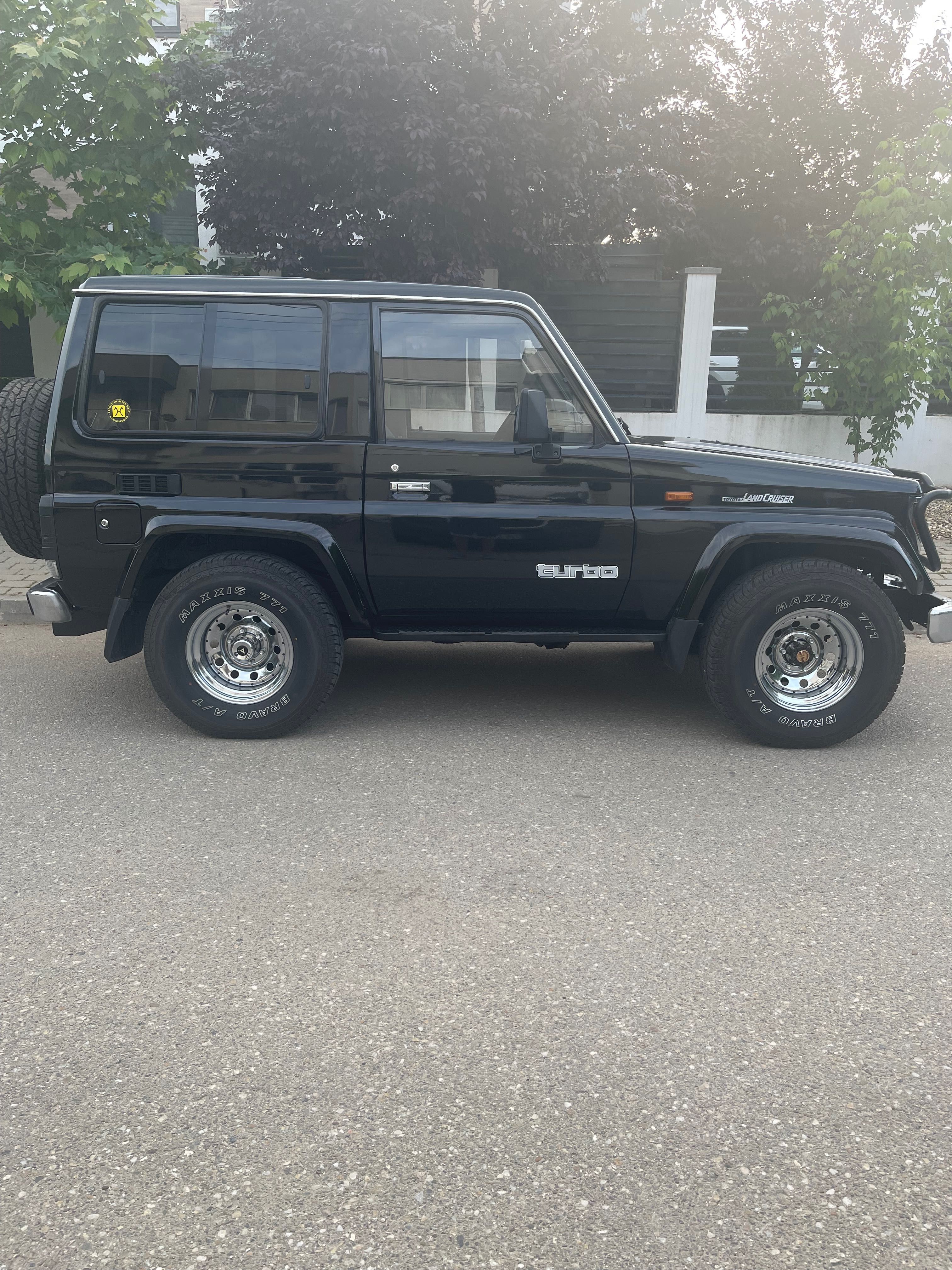 Toyota land cruiser lj70 vehicul istoric