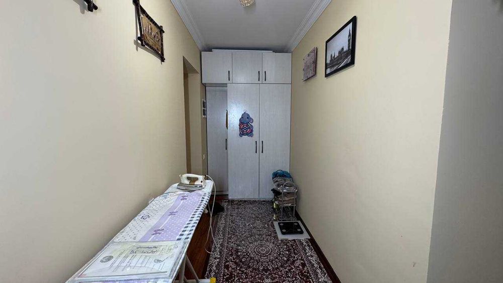 Текстил 11-мактаб 3 қаватда 2 хонали квартира сотилади.ID: 1486