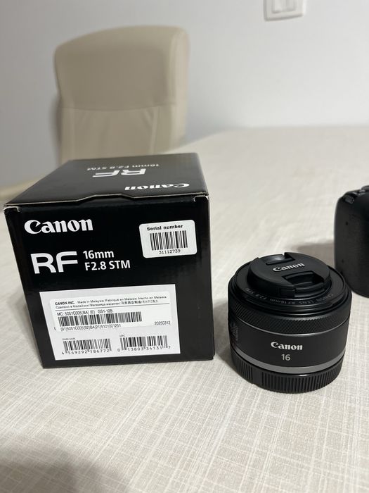 Canon RF 16mm f/2.8 STM