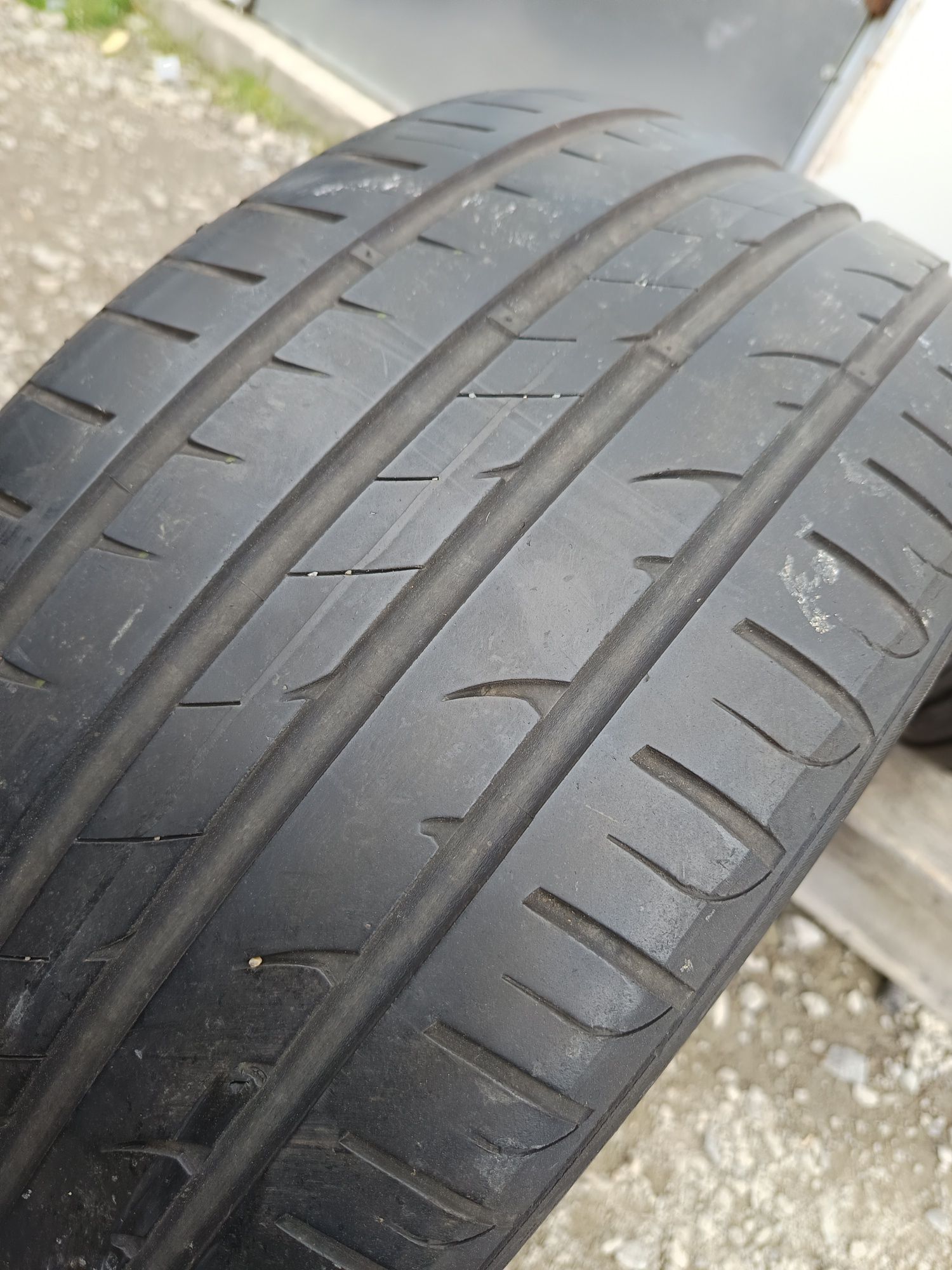 235 45 R 18 Hankook Дот 5117