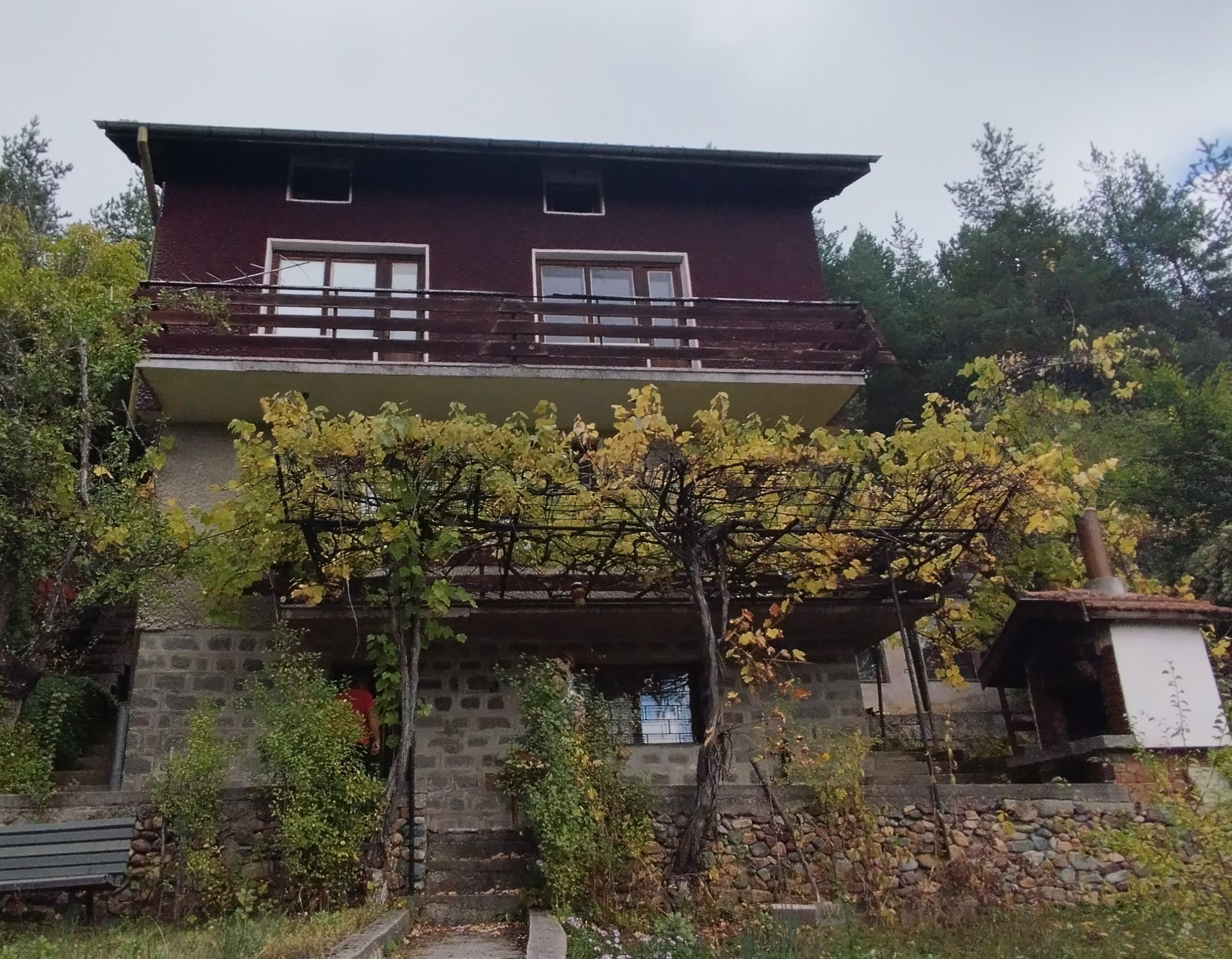 Продава се къща в село Рударци, област Перник
