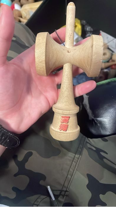 Kenuri kendama diferite stari