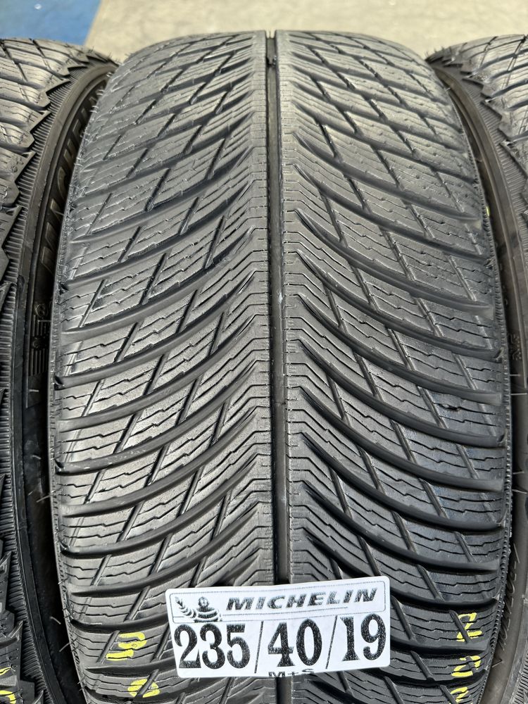 235/40/19 Michelin M+S