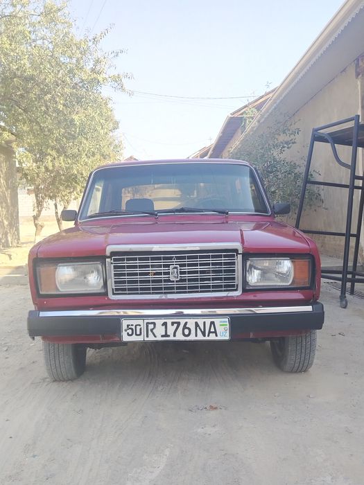 Lada 2107 sotildi xolati o'rta rasxod yo'q