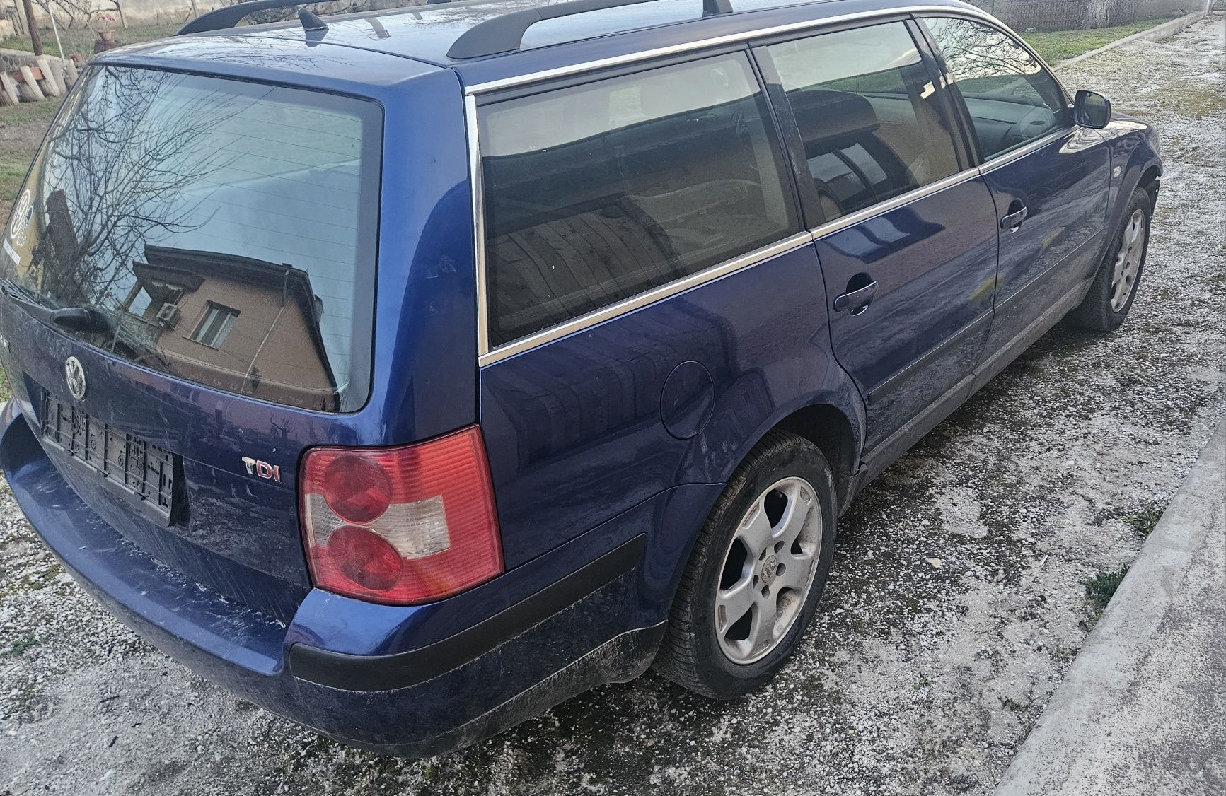 VW PASSAT ...1.9 TDI На части