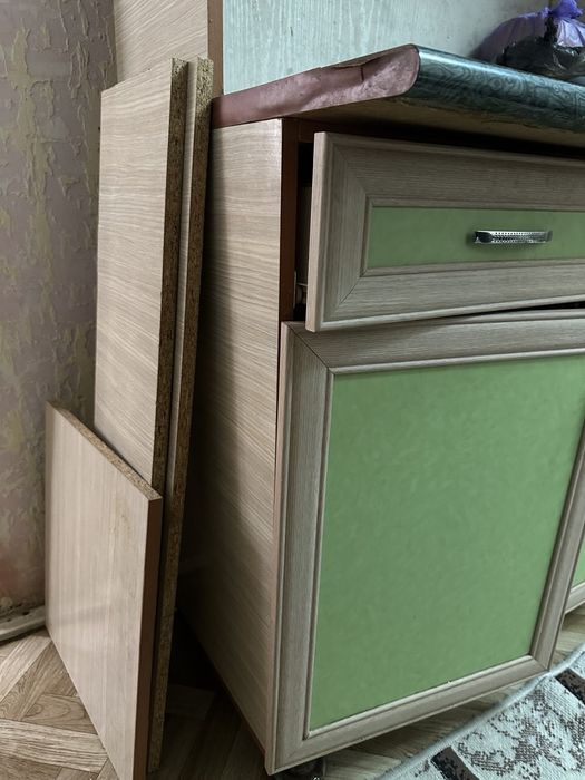 Кухонный шкаф для кухни